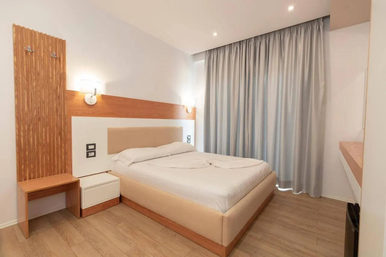 Ventus Hotel Ksamil 4*,