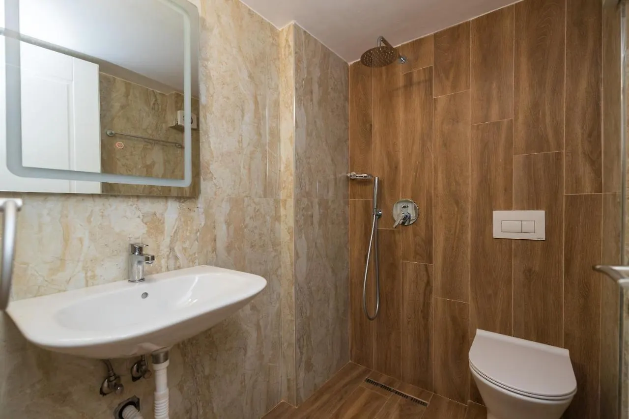 Ventus Hotel Ksamil 4*,
