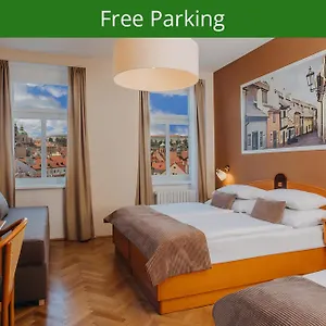Otel Merkur ****