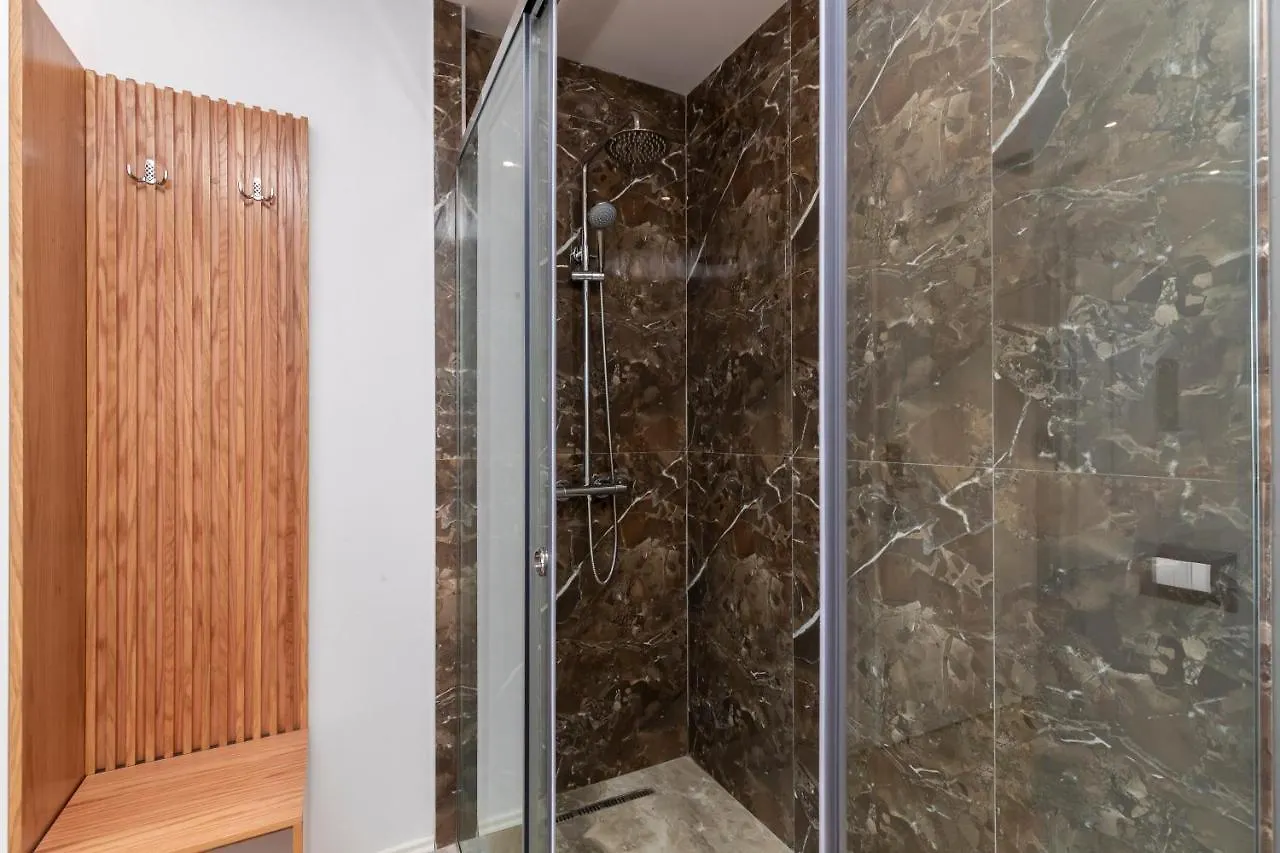 Ventus Hotel Ксамил